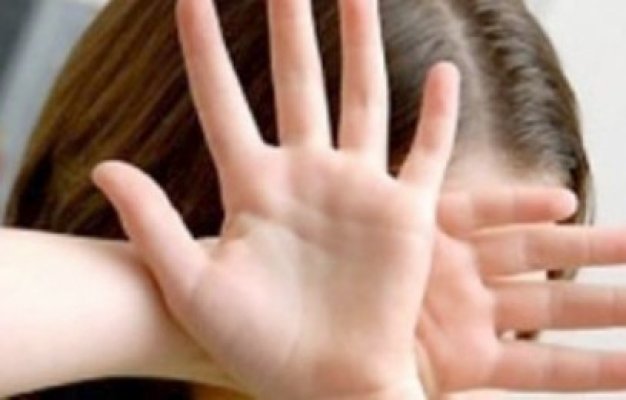Se decide pedeapsa pentru mama care şi-a obligat copila să se prostitueze